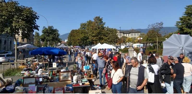 Vide-Grenier Echichens, Lausanne