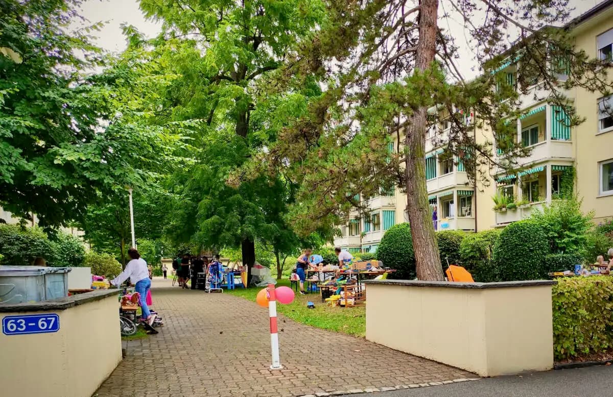 Quartierflohmarkt Neubad — Flohmarkt in Basilea