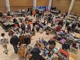 Flohmarkt Buelach (Stadthalle), Zürich