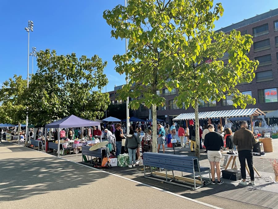 Night-Flohmarkt Kloten, Flohmarkt in Zürich