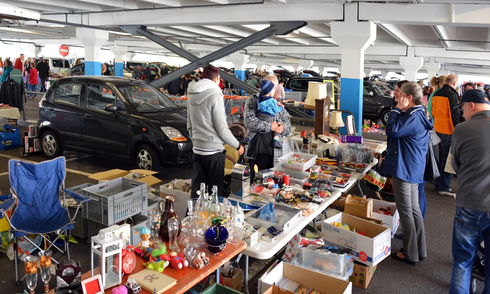 Floh- und Antikmarkt Wynecenter Buchs - Flohmarkt in Aarau