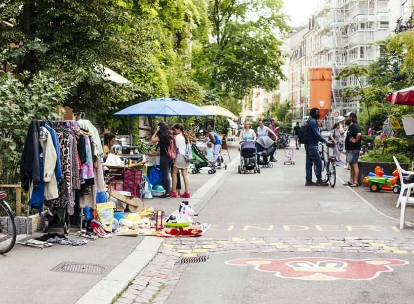 Quartierflohmarkt Spalen/Holbein - Flohmarkt in Basel