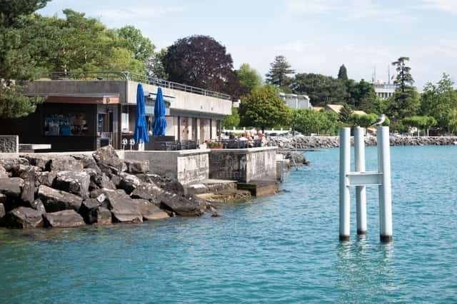 Vide-Dressing des Bains Payes - Flohmarkt in Vevey