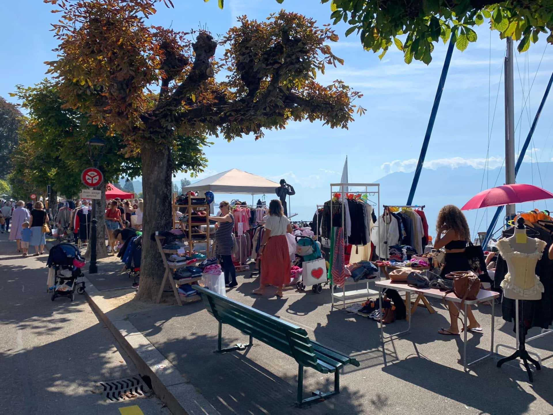 Vide-Grenier de Lutry - Flohmarkt in Lausanne